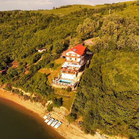 Pensiunea Belvedere Cincis Bagian luar foto