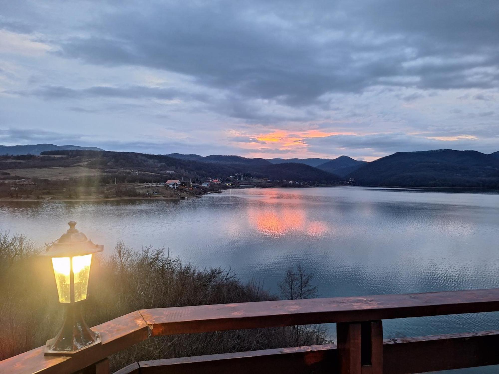 Pensiunea Belvedere Cincis Bagian luar foto