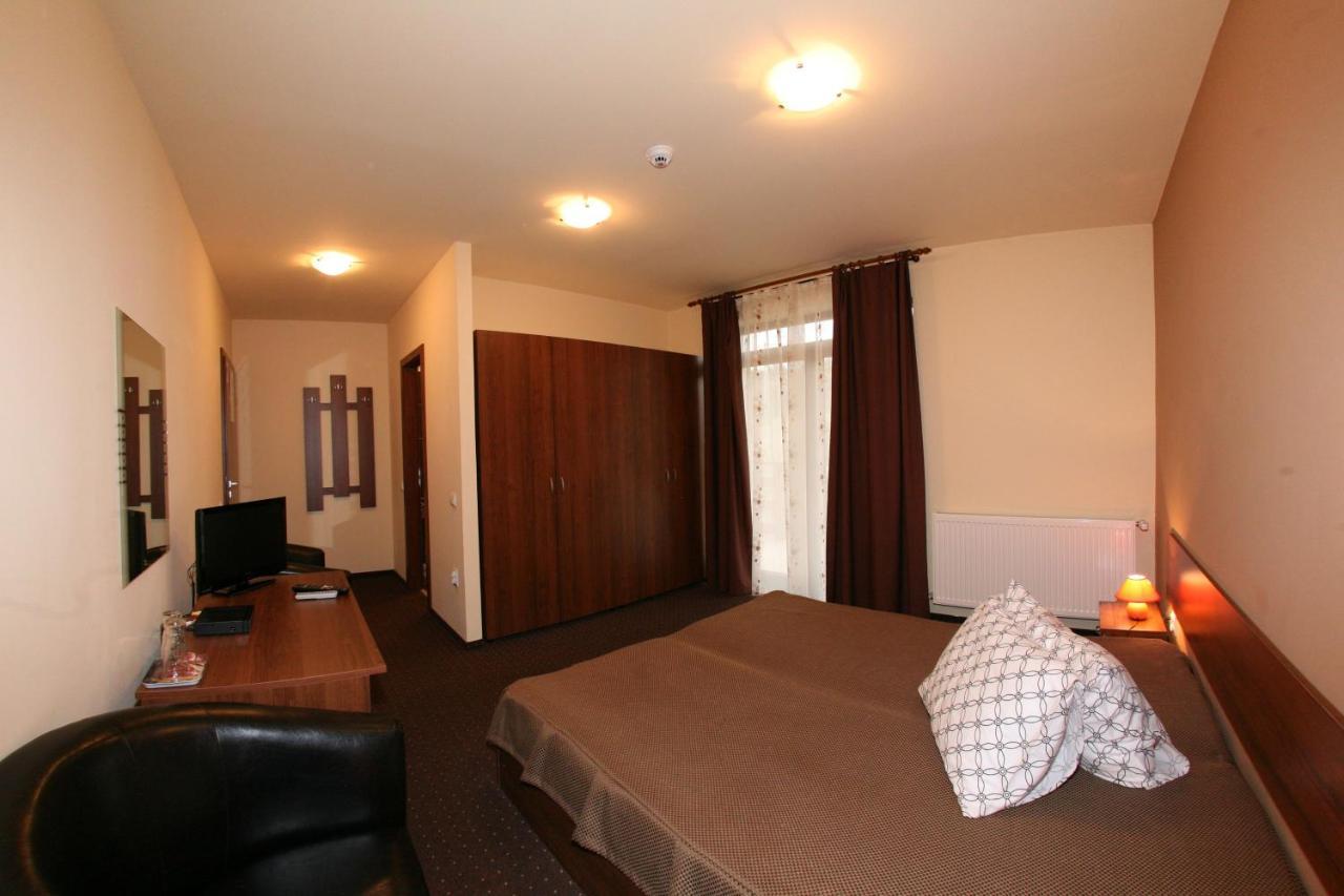 Pensiunea Belvedere Cincis Bagian luar foto